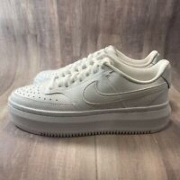 WOMEN'S NIKE COURT VISION ALTA Size 10 LEATHER PLATFORM WHITE DM0113-100 - Picture 6 of 9